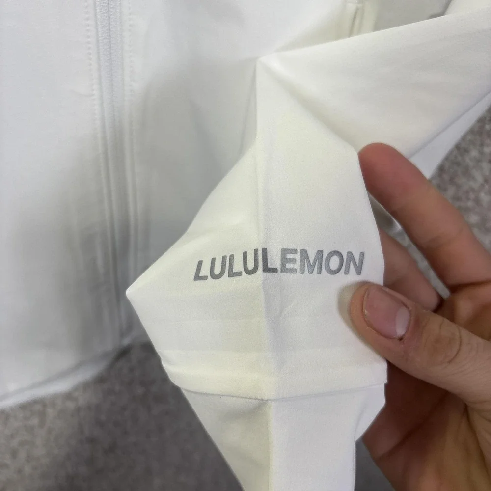 NWT Lululemon Mist Over Windbreaker Jacket Womens 6 White Hooded Lightweight‎
